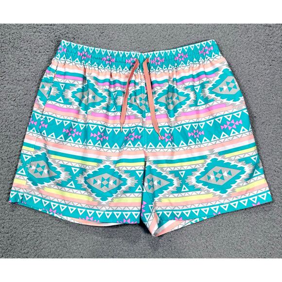 Chubbies En Fuegos Trunks Men's X-Large 5.5" Teal Geometric Swim Beach Shorts - Picture 2 of 7